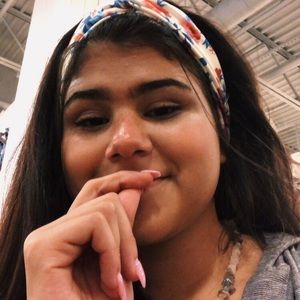 Meet your Posher, Fernanda